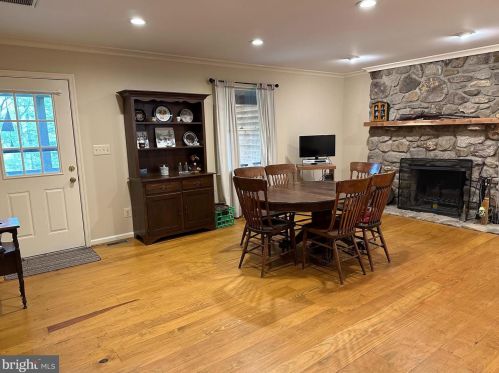 6319 Page Valley Rd, Richmond National Battlefiel VA  22835-7612 exterior