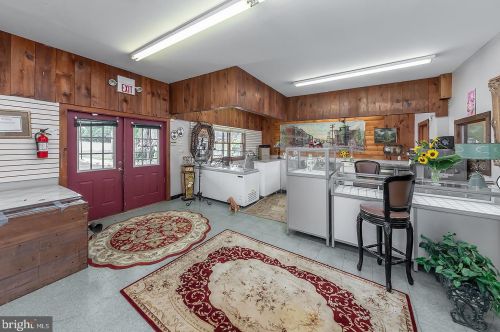 22 Green St, Pilesgrove NJ 08098-1136 exterior