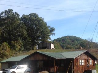 3338 Muses Mill Rd, Beechburg, KY 41093-8536