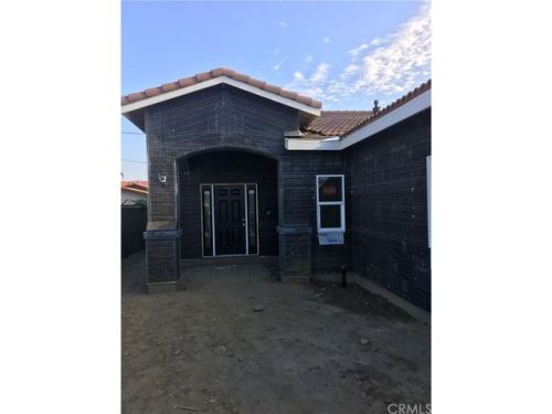 295 Pleasant View Ave, Colton, CA 92324-1452