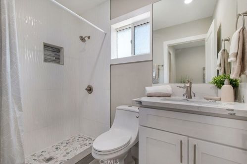 11443 Dicky St, Whittier CA  90606-2326 exterior