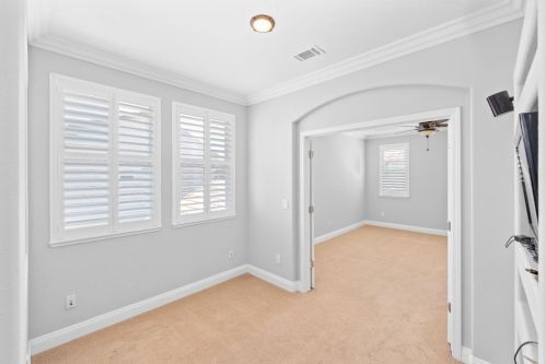 2321 Barn Swallow Ct, Elk Grove CA  95757-8140 exterior