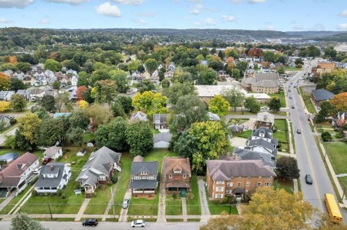 328 Moody Ave, New Castle PA  16105-2487 exterior