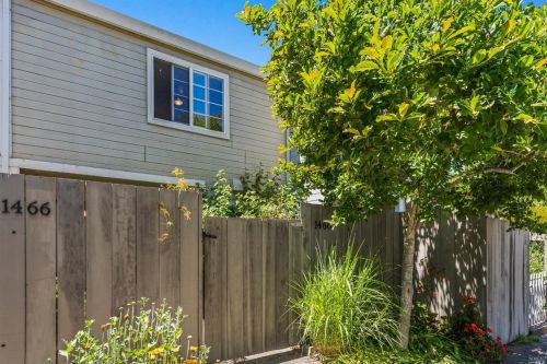 1468 Townview Ave, Santa Rosa CA  95405-7561 exterior