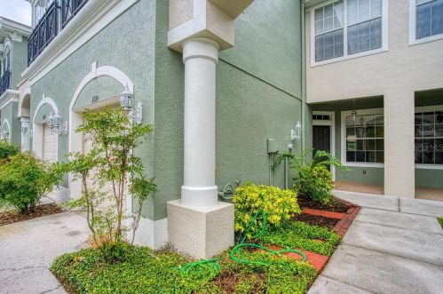 2124 Park Crescent Dr, Land O Lakes, FL 34639-5468