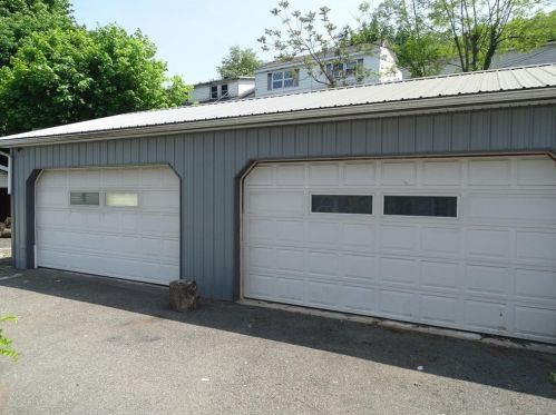 708 Carroll St, Arnots Addition PA  17970-1123 exterior
