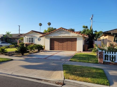 2672 Stockton Ave, Anaheim, CA 92801-4940