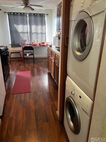 141 Beverly Hills Ter, Woodbridge NJ  07095-4007 exterior