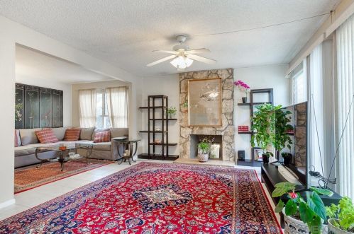 7043 Bobhird Dr, San Diego CA 92119-1403 exterior