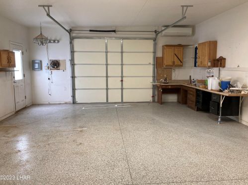 3365 Roadrunner Dr, Lake Havasu City, AZ 86406-7120