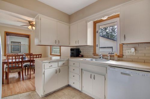 151 Poplar St, South Saint Paul MN  55075-3519 exterior