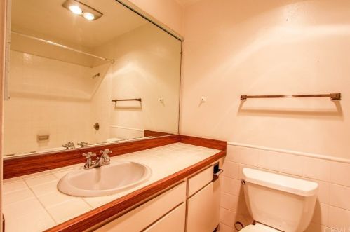 7217 Marina Pacifica Dr, Long Beach CA 90803-3809 exterior