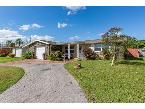 3421 Roxbury Dr, Tarpon Springs, FL 34691-4722