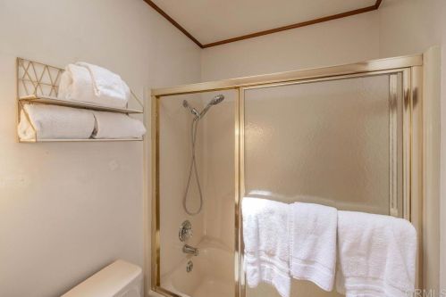 552 Division Dr, Big Bear City CA  92314-9649 exterior