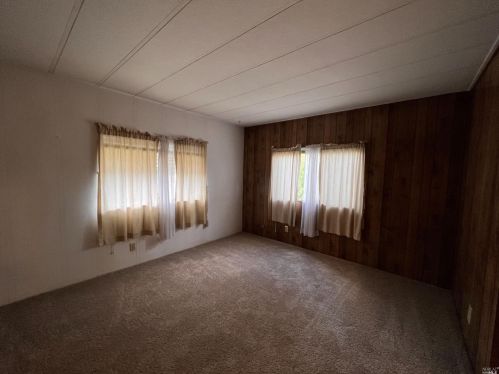704 Sequoia St, Windsor CA  95492-9328 exterior