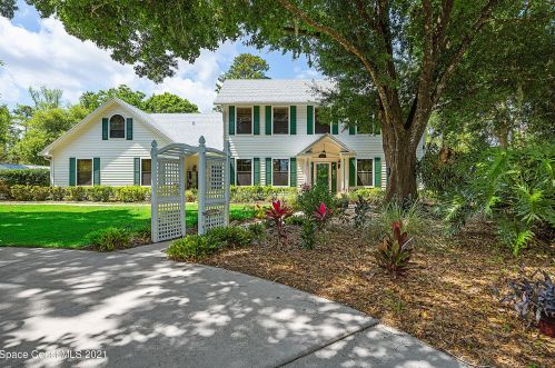 1213 Sand Pine Cir, Titusville, FL 32796-3634