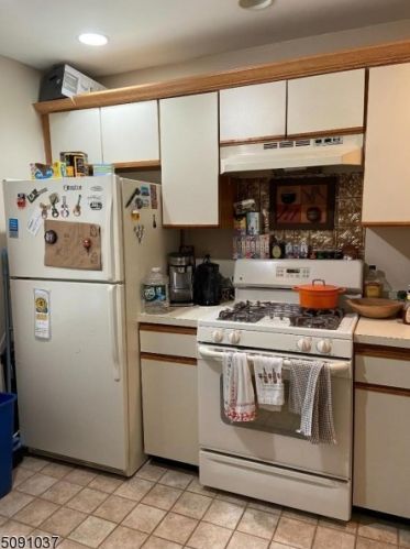 376 Gettysburg Way, Lincoln Park NJ  07035-1838 exterior