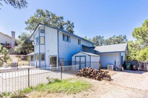 581 Tehuacan Rd, Ukiah CA  95482-4197 exterior