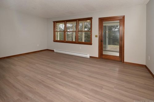 35 Grant Hill Rd, Coventry CT  06238-1115 exterior