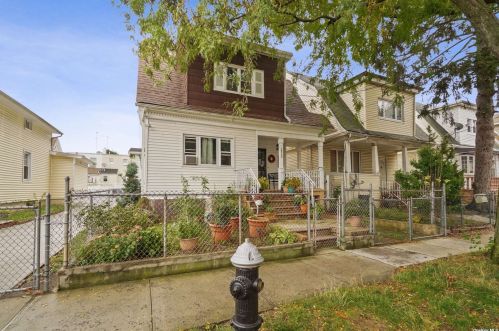 101-33 115th St, Jamaica, NY 11419-1304