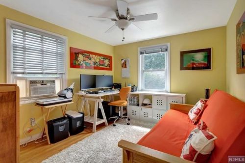 121 Herrick Ave, Teaneck NJ  07666-4106 exterior