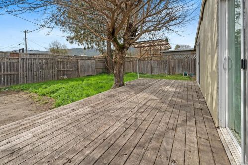 275 Carleton Dr, Ukiah CA  95482-3821 exterior