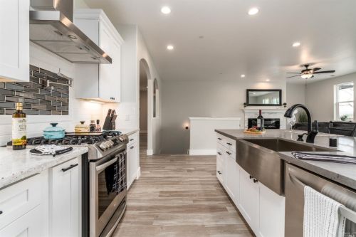 410 Tehuacan Rd, Ukiah CA  95482-2007 exterior