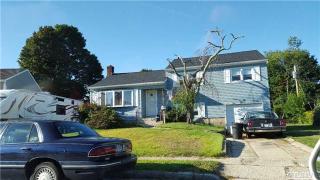 35 Jerome Ave, Hicksville NY  11801-2043 exterior