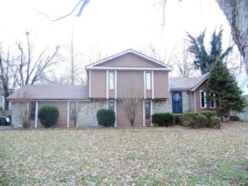 4807 Stony Brook Dr, Louisville, KY 40291-1571