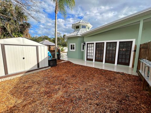 3 Cedar St, Daytona Beach FL  32127-6416 exterior