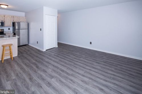 164 Paladin Dr, Wilmington, DE 19802-1726