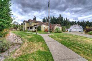 5608 96th St, Puyallup, WA 98371-6186