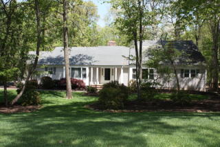 1747 Merriam Dr, Martinsville, NJ 08836-2379