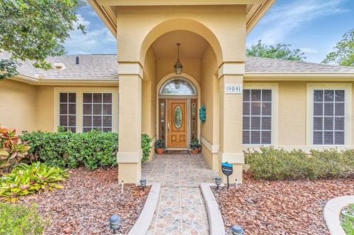 909 Copperfield Ter, Casselberry, FL 32707-5830