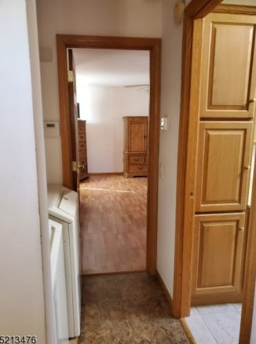 30 Coke Ave, Avenel NJ  07001-1913 exterior