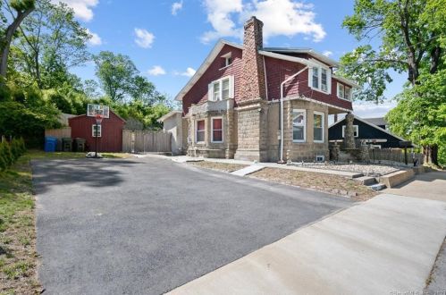 40 Hedge Ave, Norwich CT  06360-5920 exterior