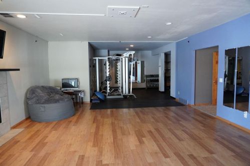 11 Whispering Springs Ct, Fond Du Lac WI  54937-6912 exterior