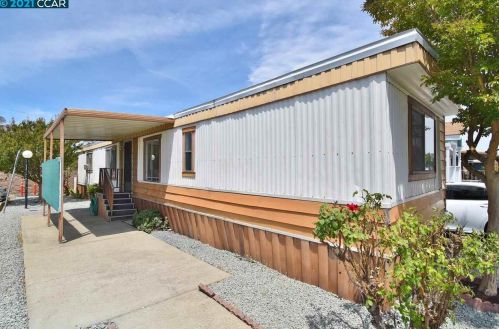 23 Del Rio, West Pittsburg, CA 94565-3645