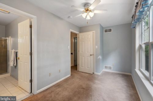 617 Grand Ave, Pittsburgh PA  19083-3224 exterior