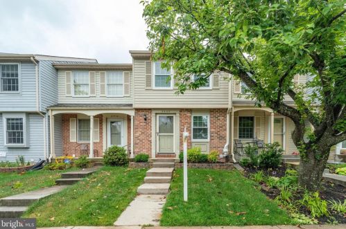 8408 White Feather Ct, Lorton, VA 22079-3054