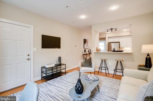 1354 Monroe St, Washington, DC 20017-2509