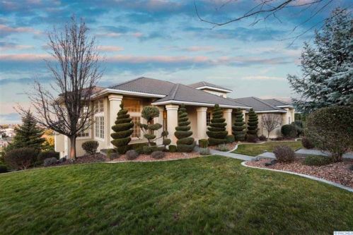 4204 42nd Ave, Kennewick, WA 99337-2693