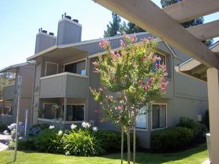 5443 College Oak Dr, Sacramento CA  95841-2507 exterior