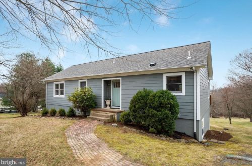 22215 Newlin Mill Rd, Middleburg, VA 20117-3825