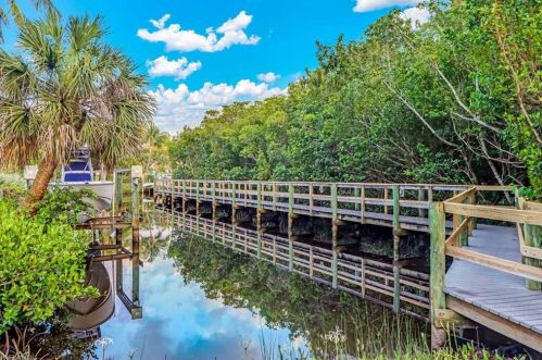 9155 Brendan Lake Ct, Bonita Springs, FL 34135-4354