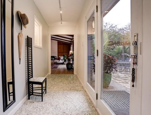 319 Barracuda Ave, Galveston TX 77550-3224 exterior