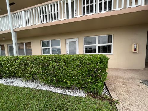 47 Somerset C, West Palm Beach, FL 33417-2110