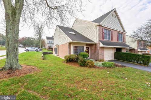 21 May Apple Dr, Downingtown, PA 19335-3442