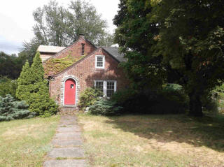 1005 Dutchess Tpke, Poughkeepsie, NY 12603-1553
