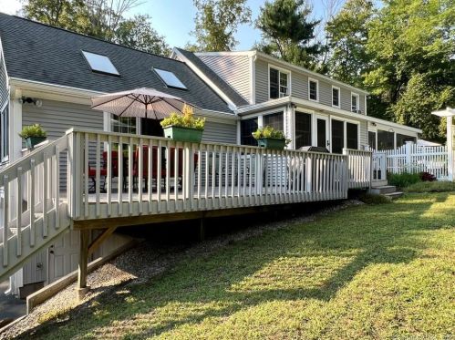 112 Kenyon Rd, North Windham, CT 06247-1123